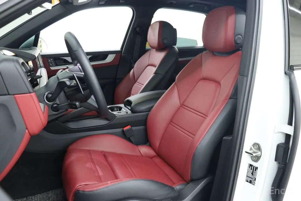 Фото 8 - Porsche Cayenne