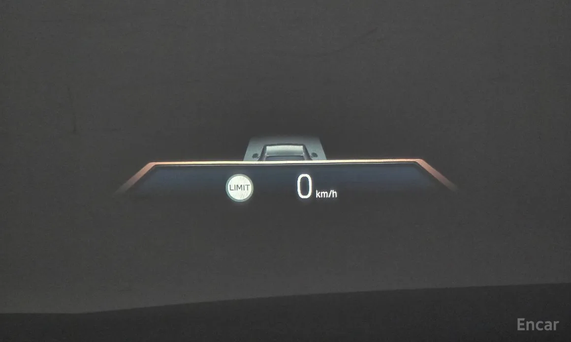 Фото 18 - BMW 7 Series