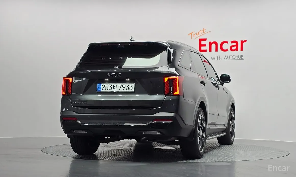 Фото 4 - Kia Sorento