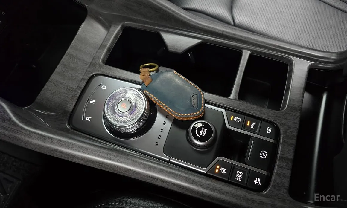 Фото 9 - Kia Sorento