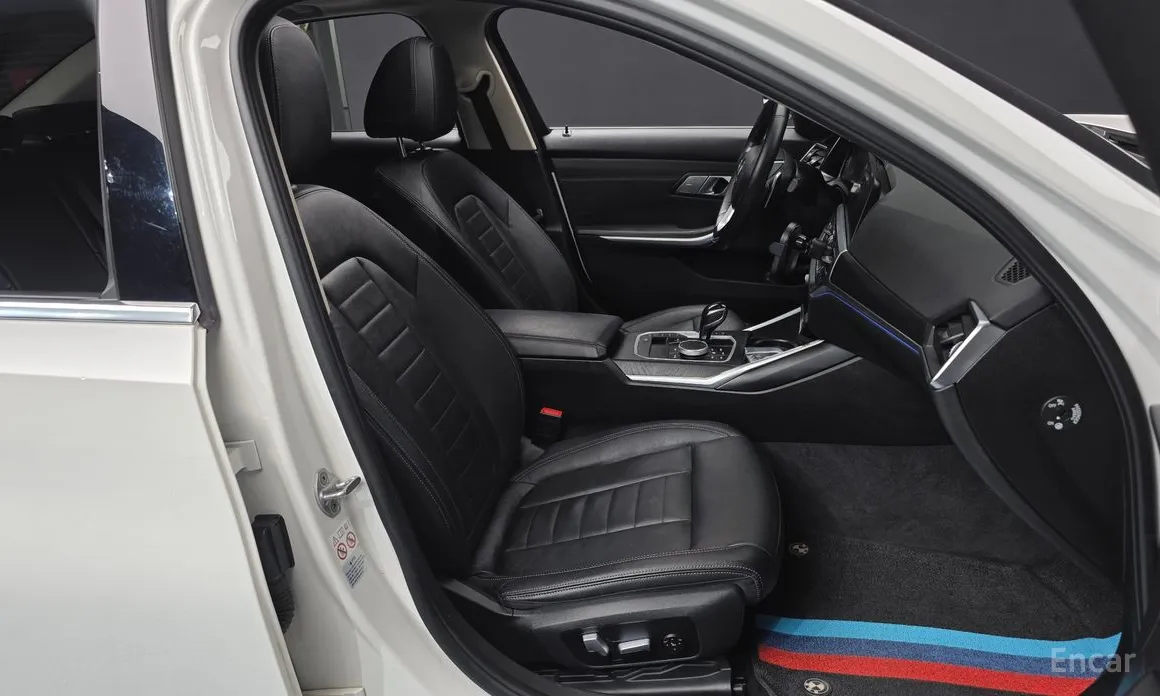 Фото 11 - BMW 3 Series