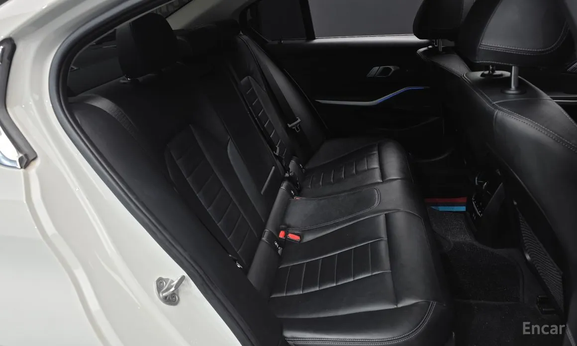 Фото 12 - BMW 3 Series