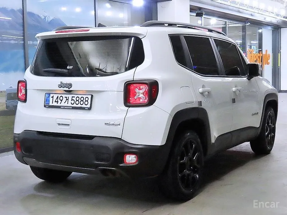 Фото 4 - Jeep Renegade