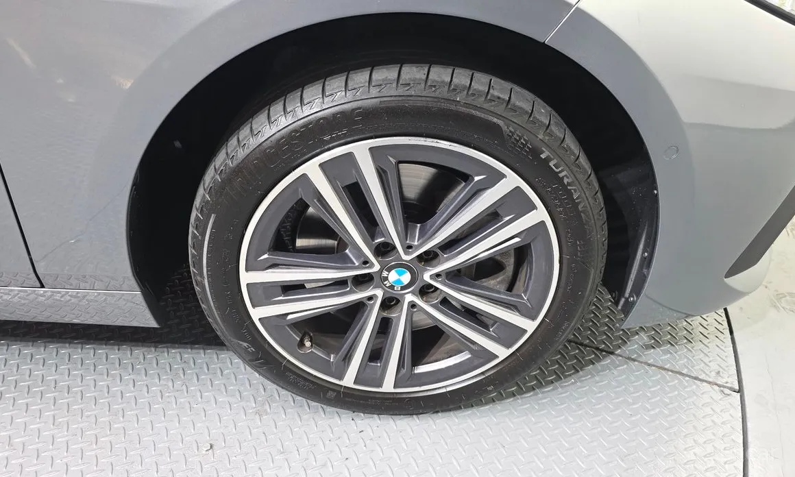 BMW 2 Series 2020 220i Advantage