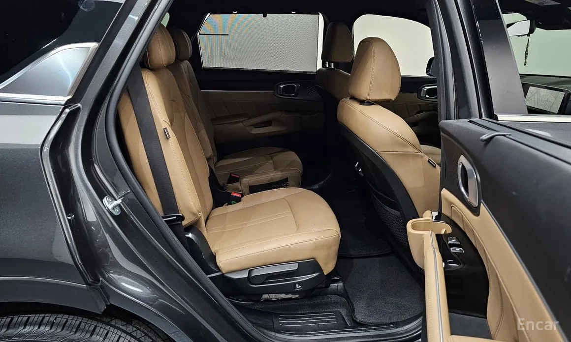 Фото 12 - Kia Sorento