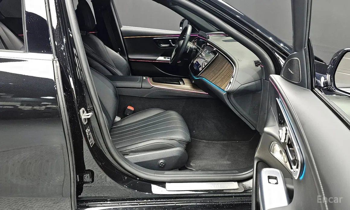 Фото 11 - Mercedes-Benz E-Class