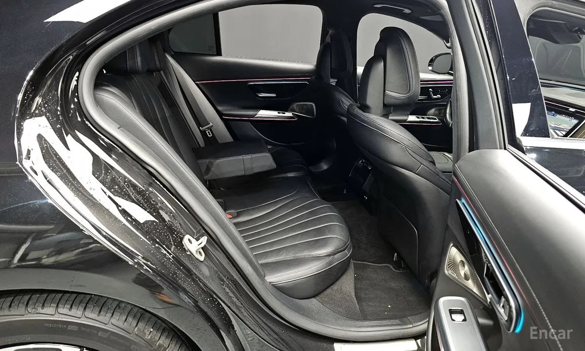 Фото 12 - Mercedes-Benz E-Class