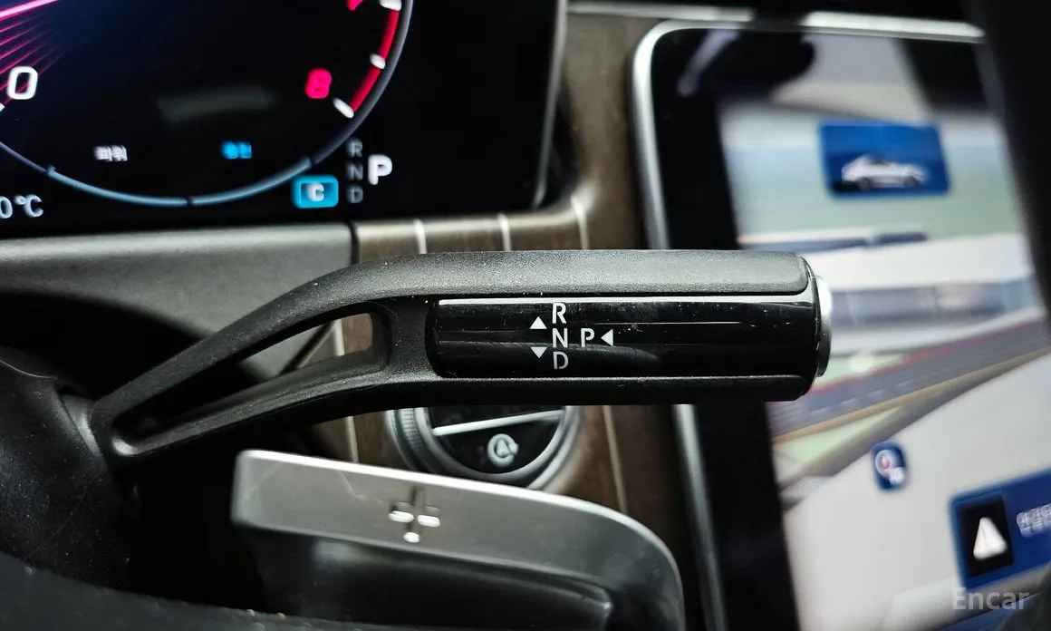 Фото 9 - Mercedes-Benz E-Class