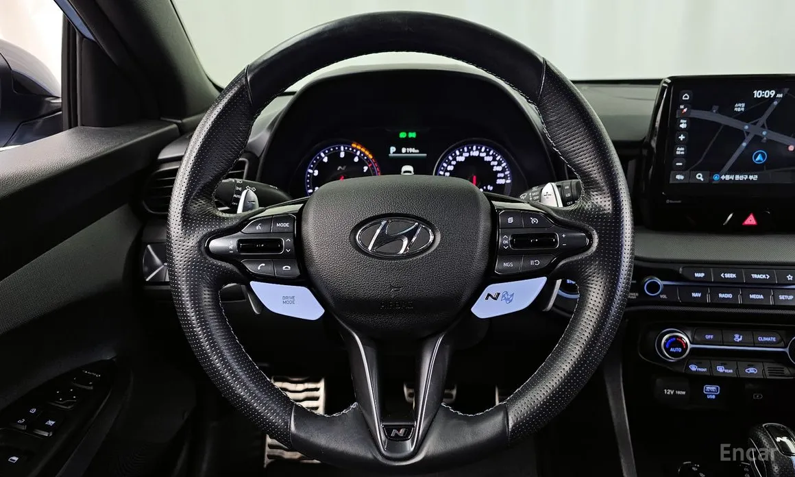 Фото 13 - Hyundai Veloster