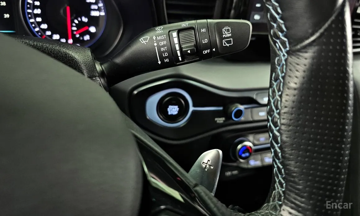 Фото 15 - Hyundai Veloster