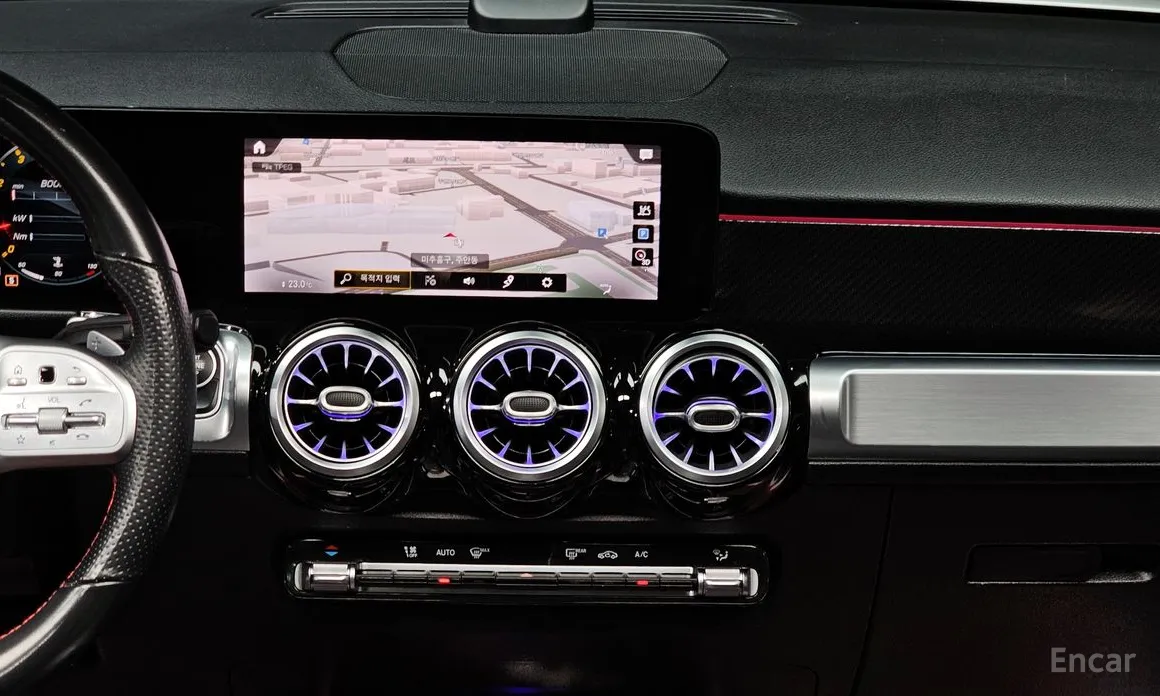 Фото 14 - Mercedes-Benz GLB-Class