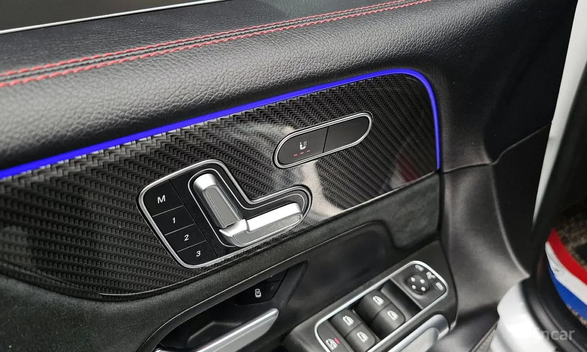 Фото 17 - Mercedes-Benz GLB-Class