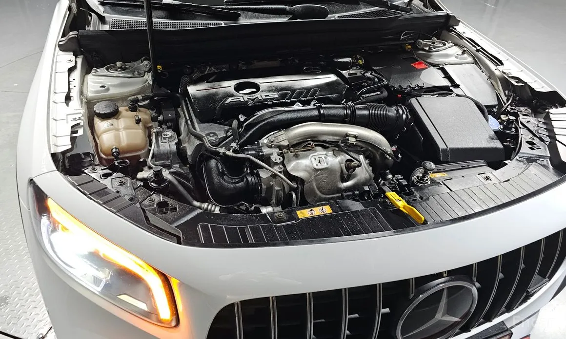 Фото 6 - Mercedes-Benz GLB-Class