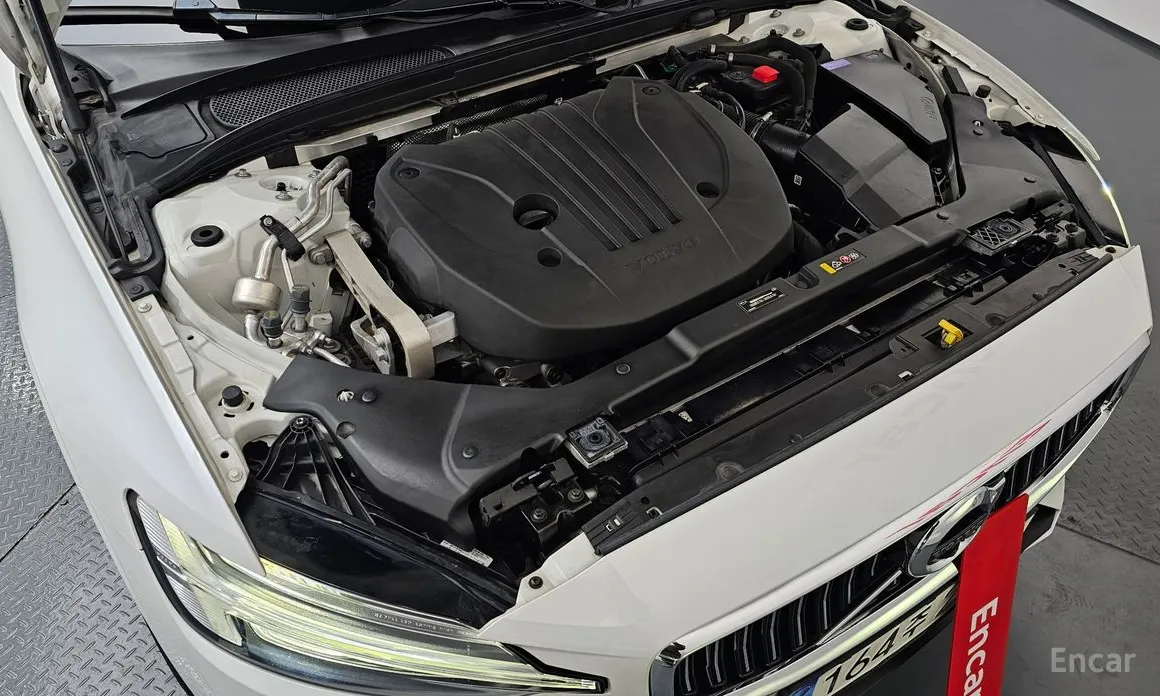 Фото 6 - Volvo S60