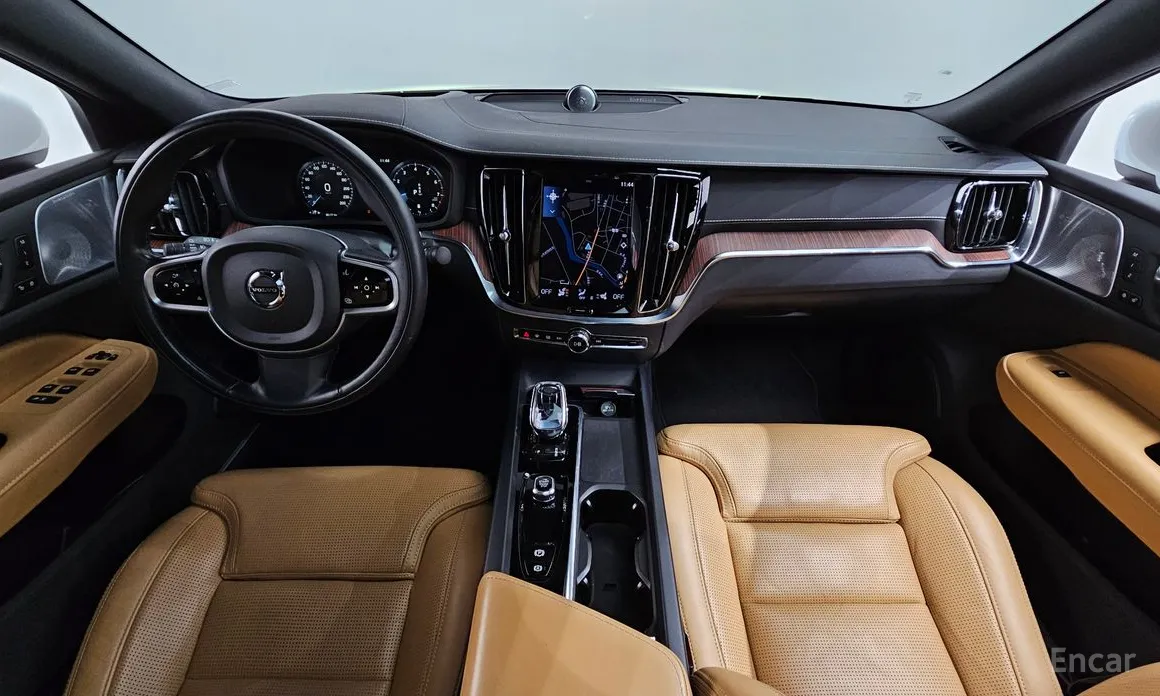 Фото 7 - Volvo S60