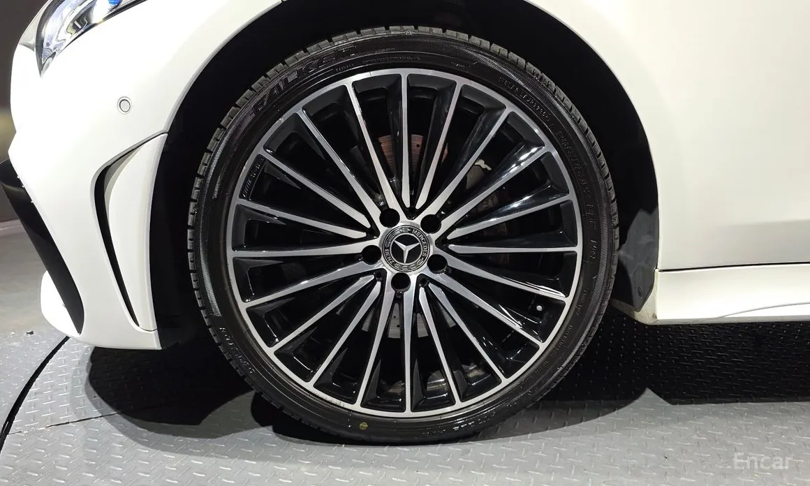 Фото 5 - Mercedes-Benz CLS-Class