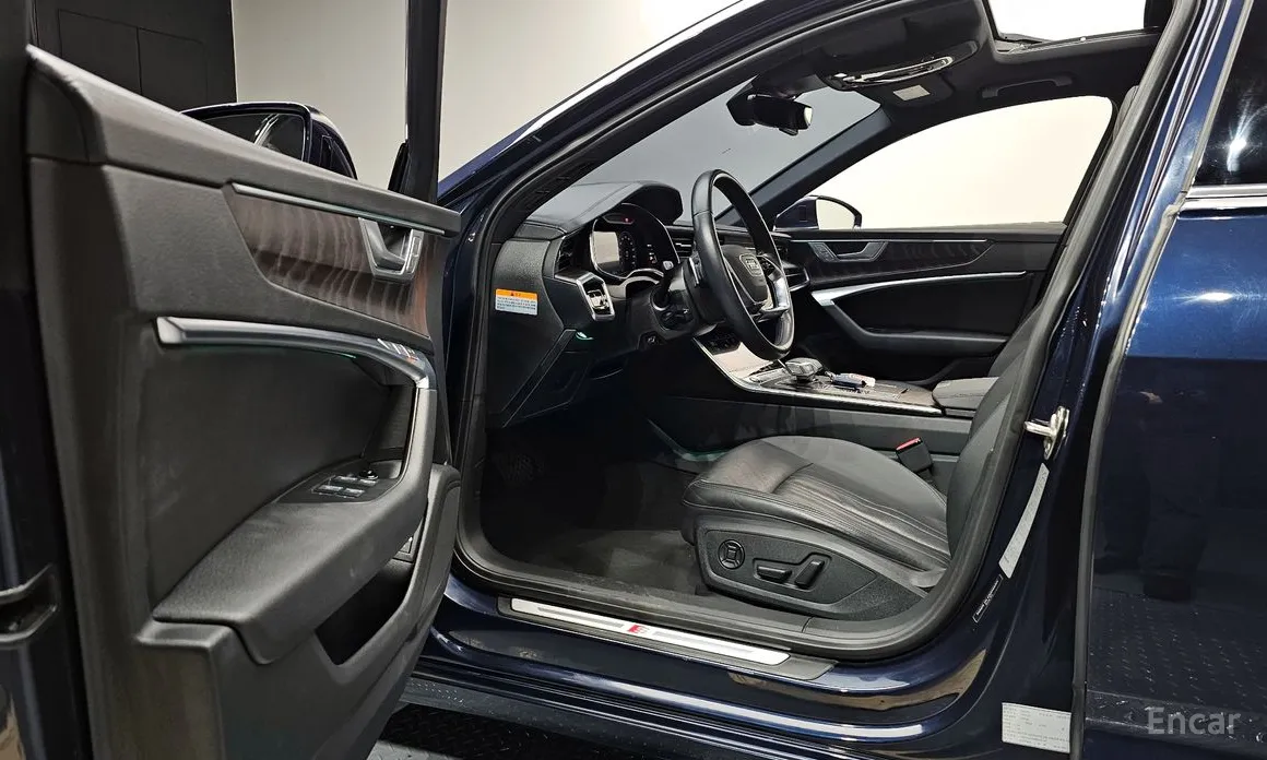 Фото 10 - Audi A6