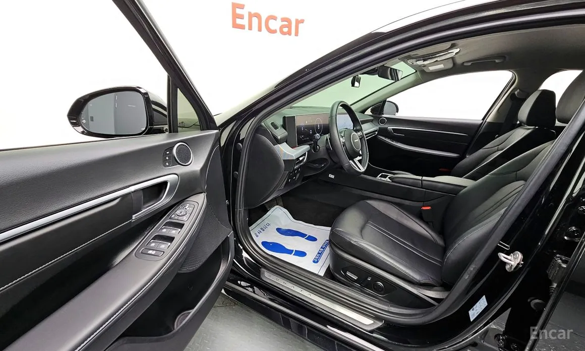 Фото 10 - Hyundai Sonata