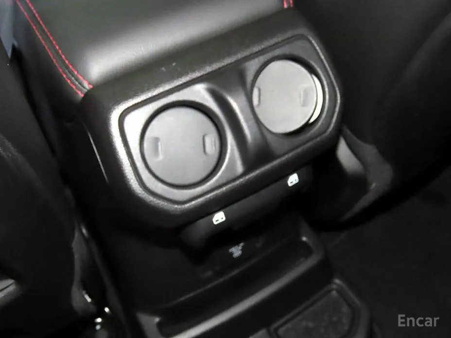 Фото 13 - Jeep Wrangler