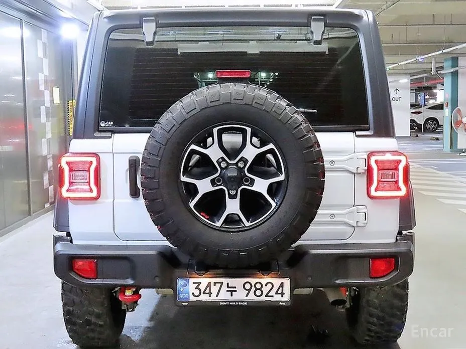 Фото 5 - Jeep Wrangler