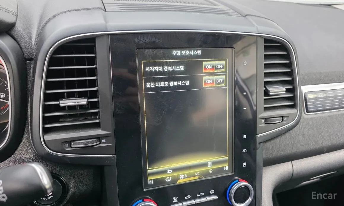 Фото 17 - Renault QM6