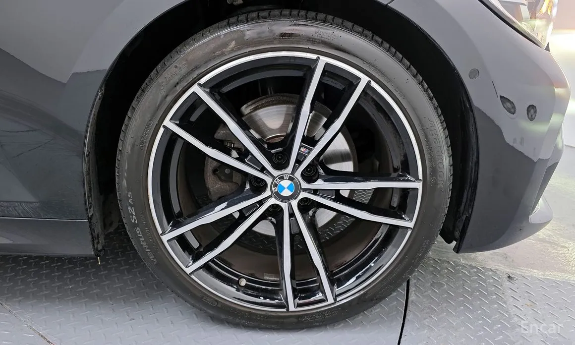 Фото 5 - BMW 3 Series