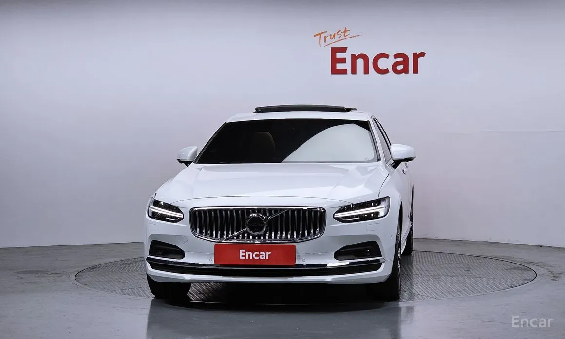 Фото 3 - Volvo S90