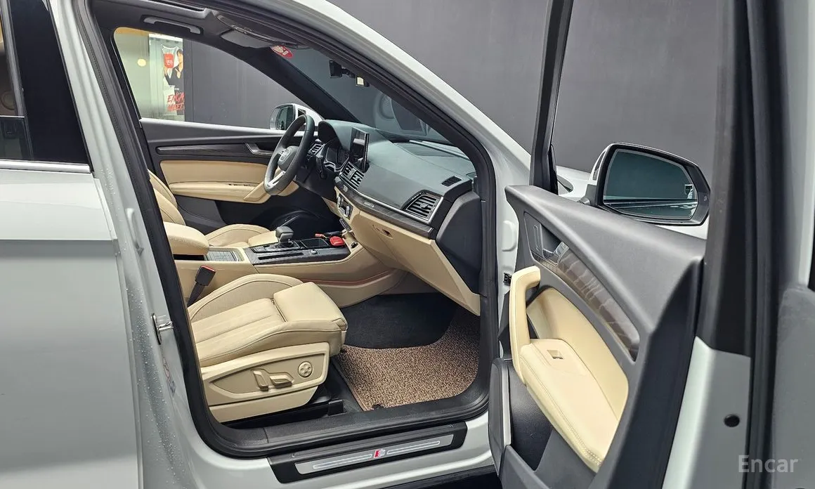 Фото 10 - Audi Q5