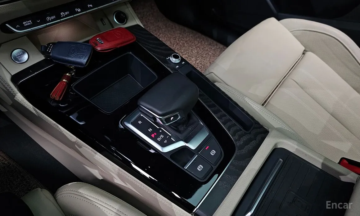 Фото 9 - Audi Q5