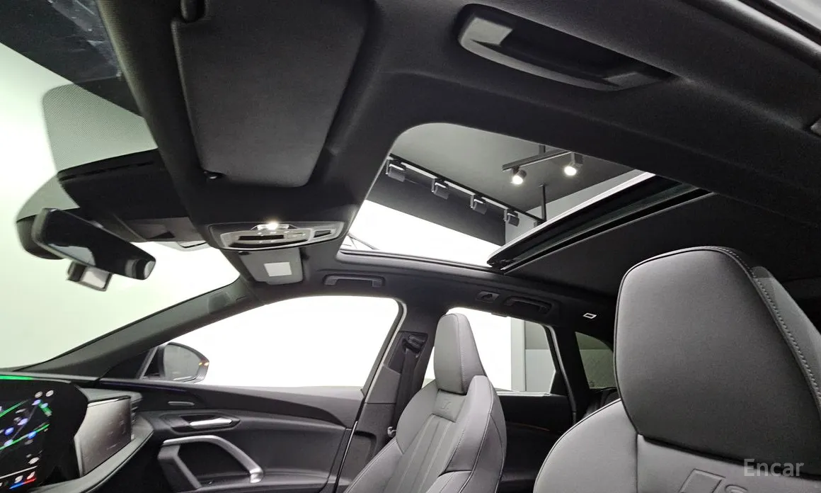 Фото 18 - Audi Q5