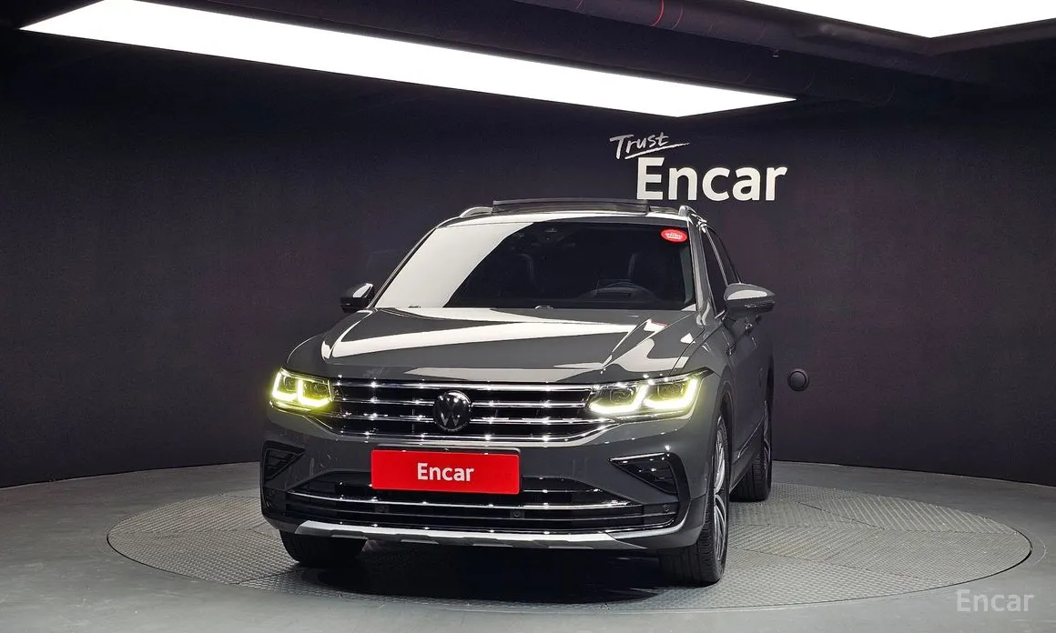 Фото 3 - Volkswagen Tiguan