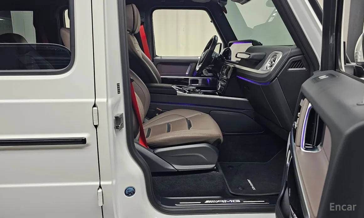 Фото 11 - Mercedes-Benz G-Class