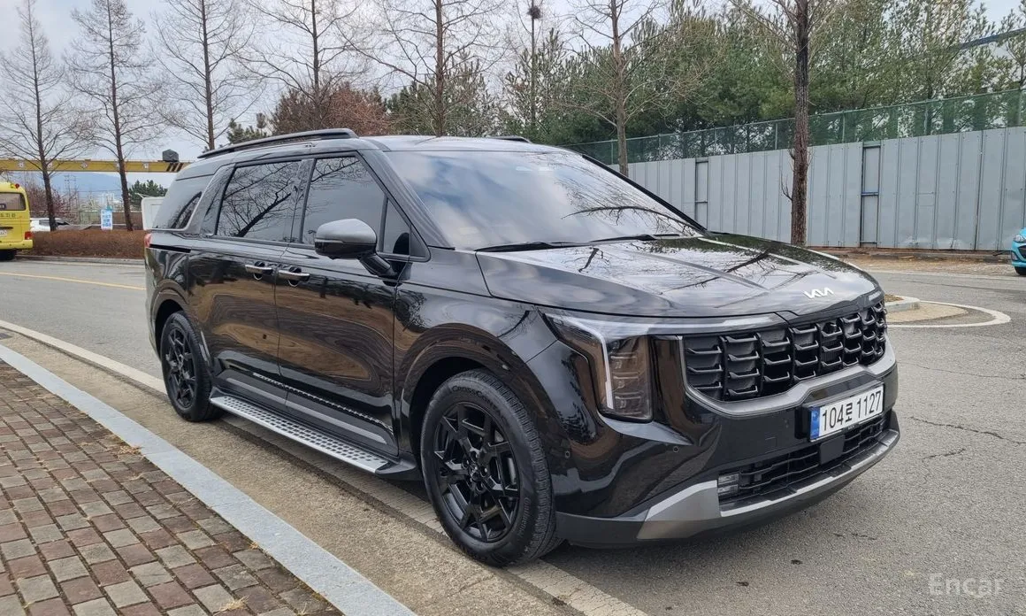 Фото 5 - Kia Carnival