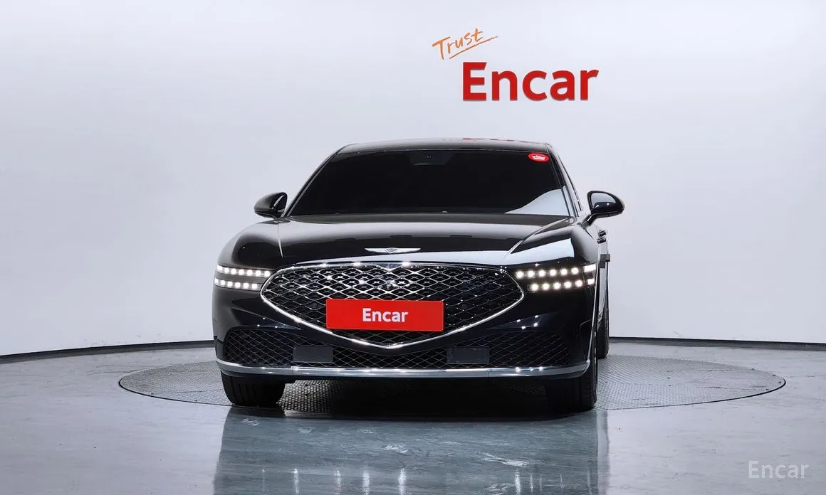 Фото 3 - Genesis G90