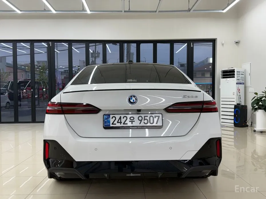 Фото 4 - BMW 5 Series