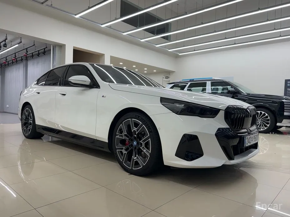 Фото 7 - BMW 5 Series