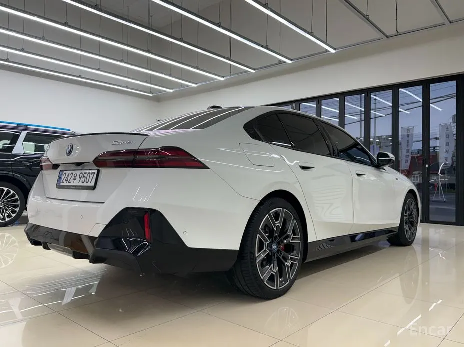 Фото 8 - BMW 5 Series