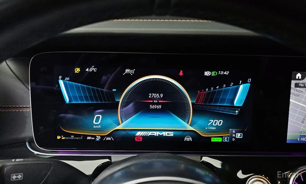 Фото 8 - Mercedes-Benz AMG GT