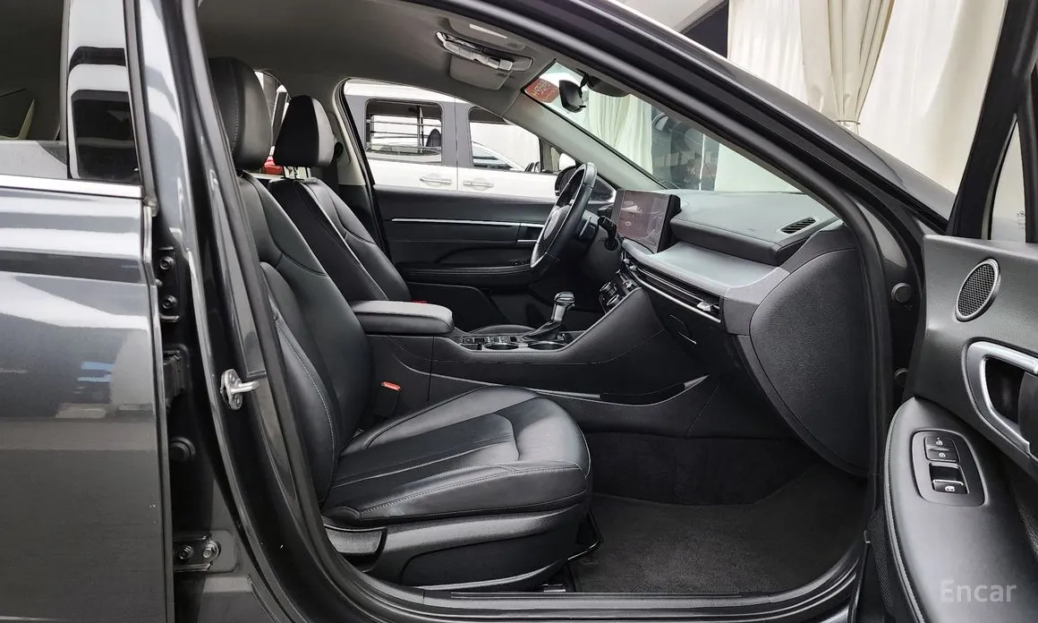 Фото 11 - Hyundai Sonata