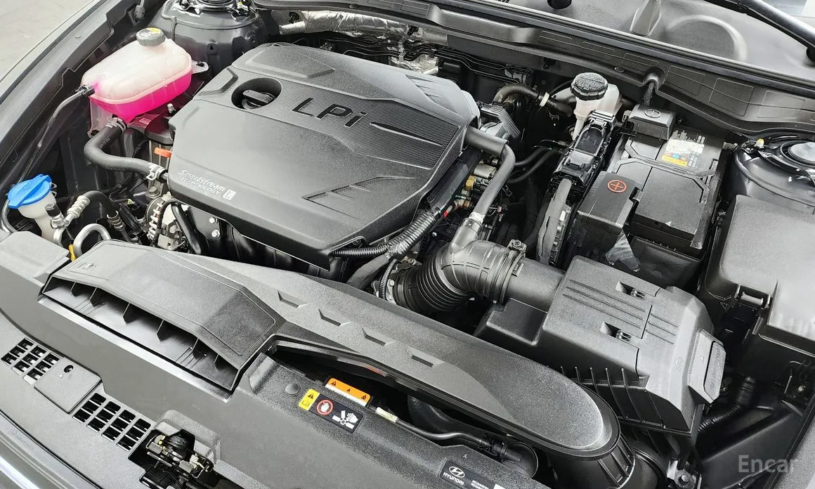 Фото 6 - Hyundai Sonata