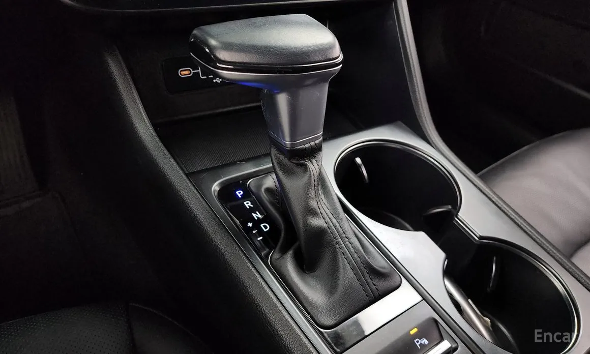 Фото 9 - Hyundai Sonata