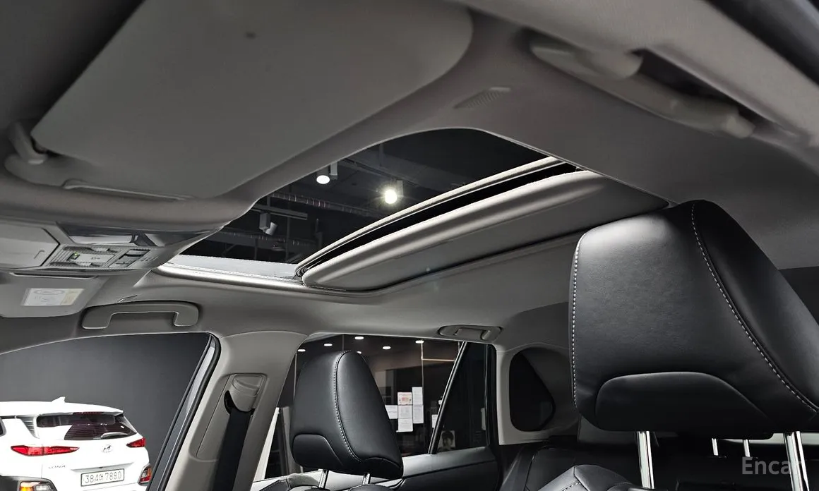 Фото 17 - Toyota RAV4