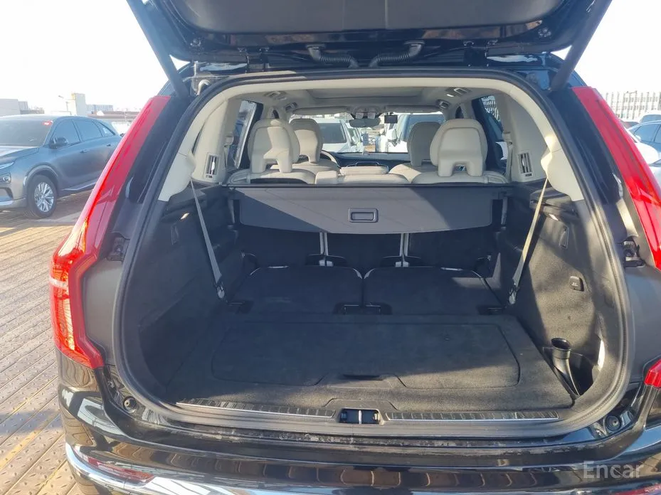 Фото 6 - Volvo XC90