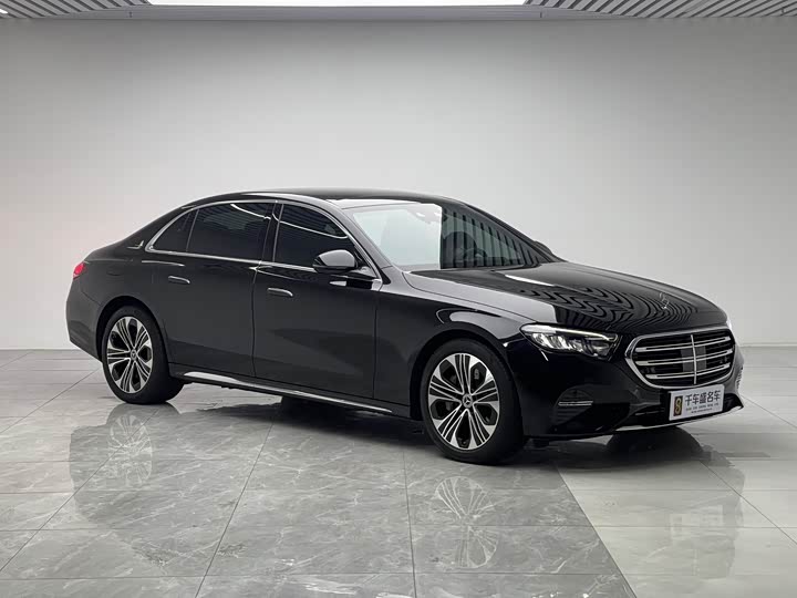 Фото 3 - Mercedes-Benz E-Class Hybrid