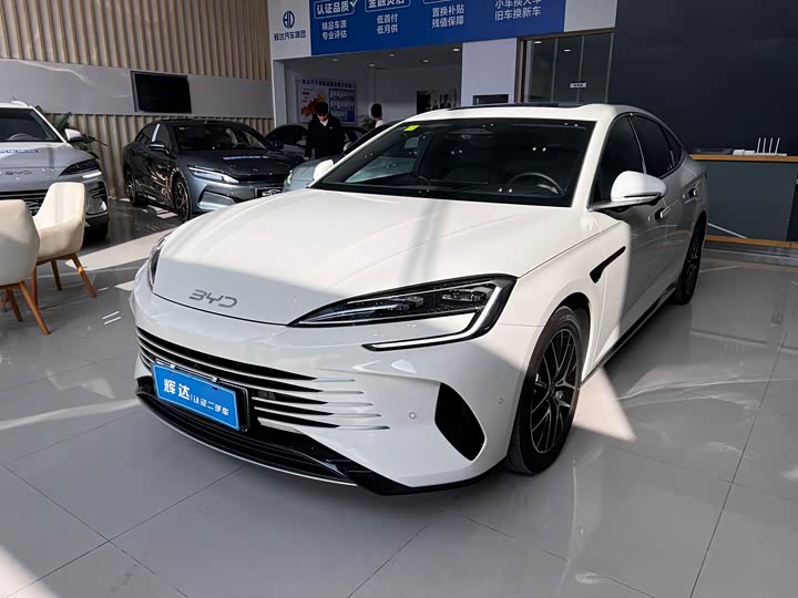 Фото 1 - BYD Seal 07 DM-i Hybrid