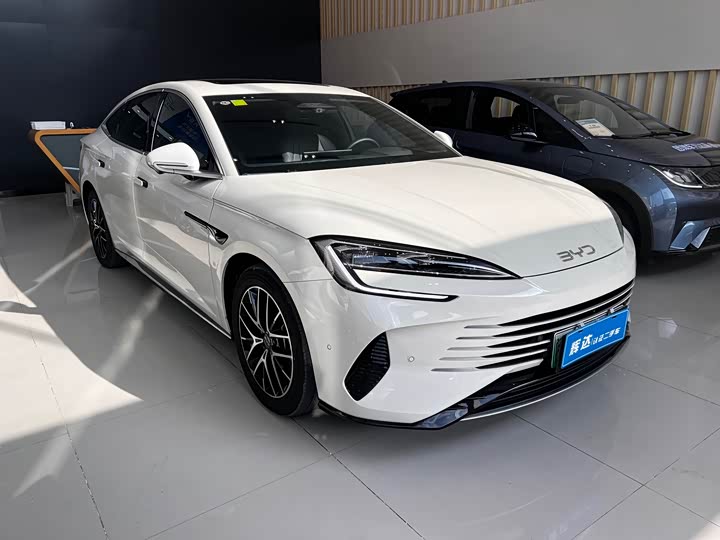 Фото 3 - BYD Seal 07 DM-i Hybrid