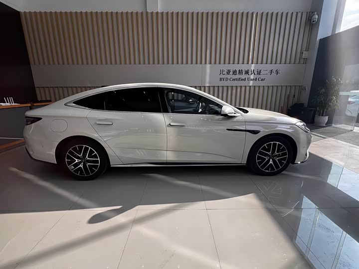 Фото 4 - BYD Seal 07 DM-i Hybrid