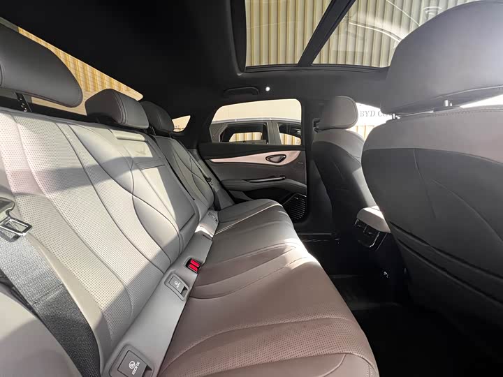 Фото 9 - BYD Seal 07 DM-i Hybrid