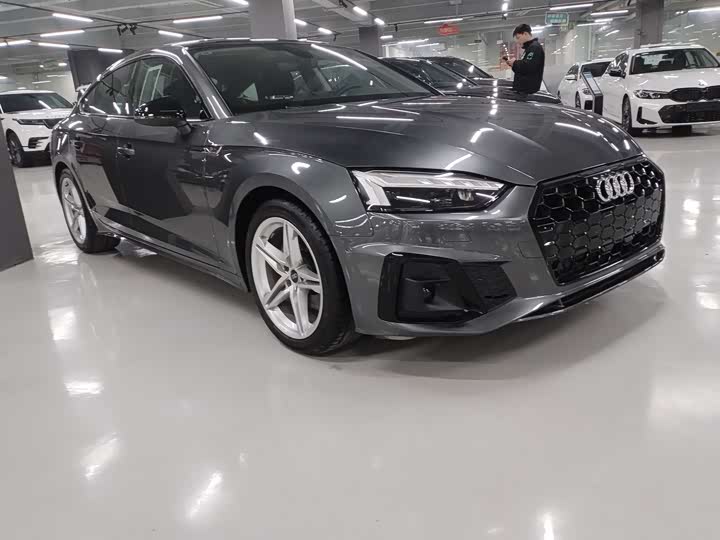 Фото 3 - Audi A5