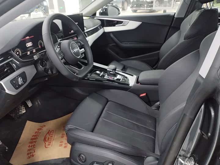 Фото 4 - Audi A5